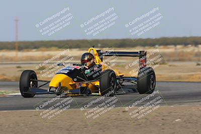 media/Oct-29-2022-CalClub SCCA (Sat) [[e05833b2e9]]/Race Group 2/Qualifying (Sweeper)/